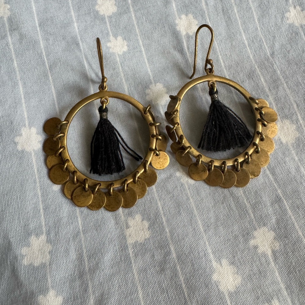 Elegant Black and Gold Tassel Earrings